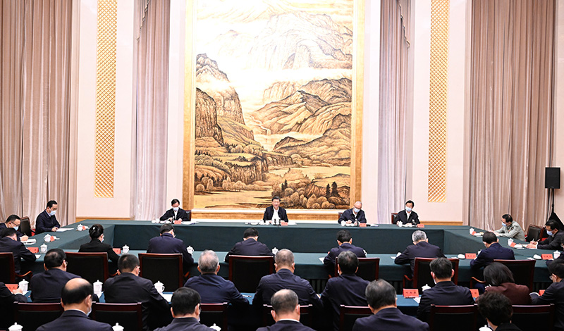 5月17日上午，中共中央總書記、國家主席、中央軍委主席習(xí)近平在陜西西安主持中國－中亞峰會前夕，專門聽取陜西省委和省政府工作匯報，發(fā)表了重要講話。